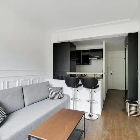 Apartment Entier A Montmartre Pour 4 *